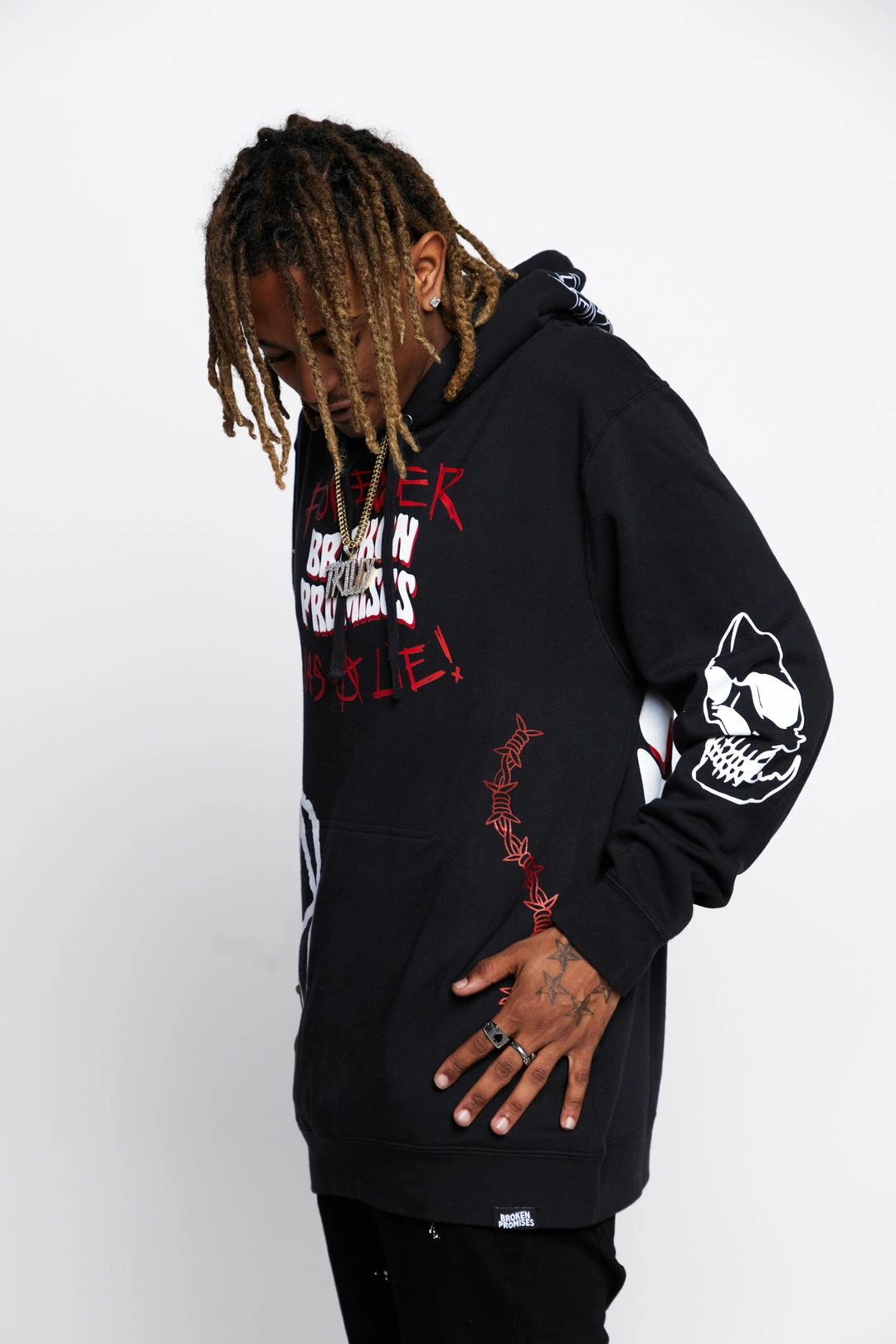 CASH Hoodies Untruthful Hoodie Black 27 CASH Hoodies Untruthful Hoodie Black