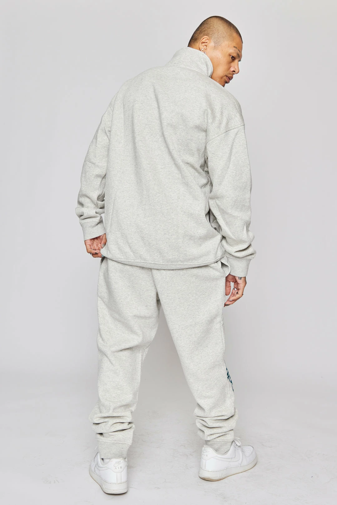 BROKEN PROMISES Poor Sport Sweatpant Grey 8 BROKEN PROMISES Poor Sport Sweatpant Grey