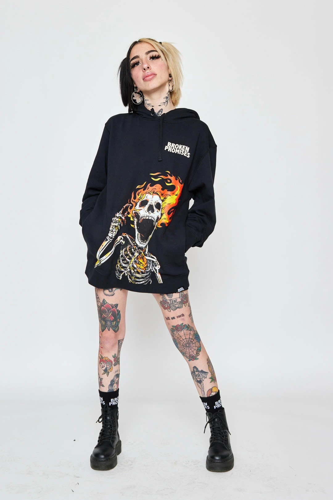 CASH Pyromaniac Hoodie Black 6 CASH Pyromaniac Hoodie Black