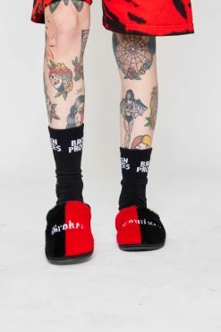 BROKEN PROMISES Bred Split House Slipper Accessories