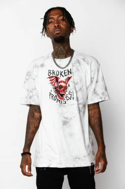 CASH Batwing Smoke Dye Tee