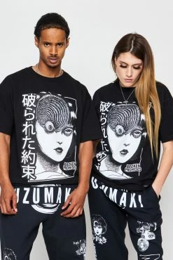 CASH Junji Ito Uzumaki Tee Black