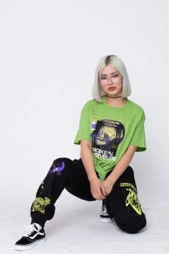 BROKEN PROMISES Shirts Feel It Tee Green