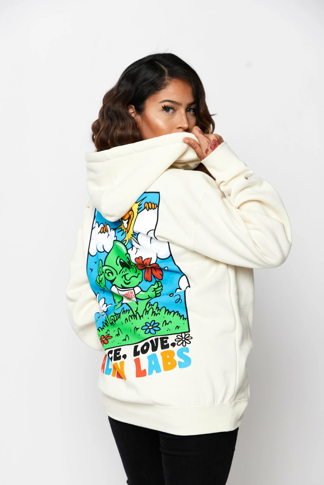 CASH Hoodies BP X Alienlabs Peace And Love Hoodie Natural 7 CASH Hoodies BP X Alienlabs Peace And Love Hoodie Natural