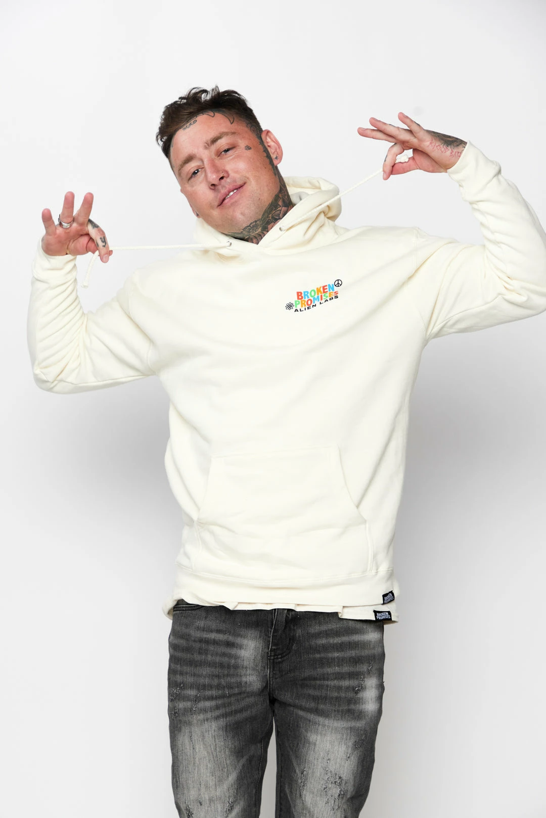 CASH Hoodies BP X Alienlabs Peace And Love Hoodie Natural 5 CASH Hoodies BP X Alienlabs Peace And Love Hoodie Natural