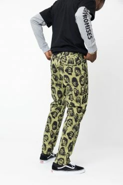 BROKEN PROMISES Reaper Guide Chino Pants Moss Green