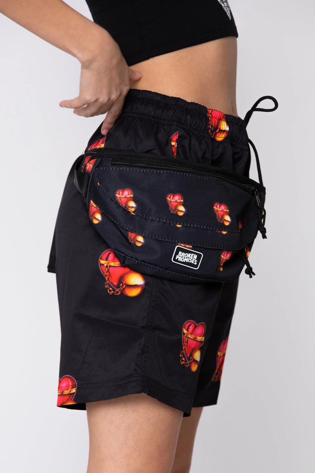 BROKEN PROMISES Ball & Chain Bag Black 3 BROKEN PROMISES Ball & Chain Bag Black