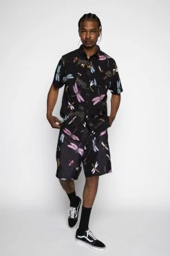 BROKEN PROMISES Dragonflies Shorts Black