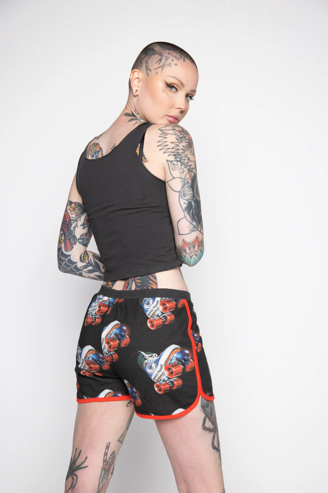 BROKEN PROMISES Womens Juke Jam Crop Tank Black 8 BROKEN PROMISES Womens Juke Jam Crop Tank Black