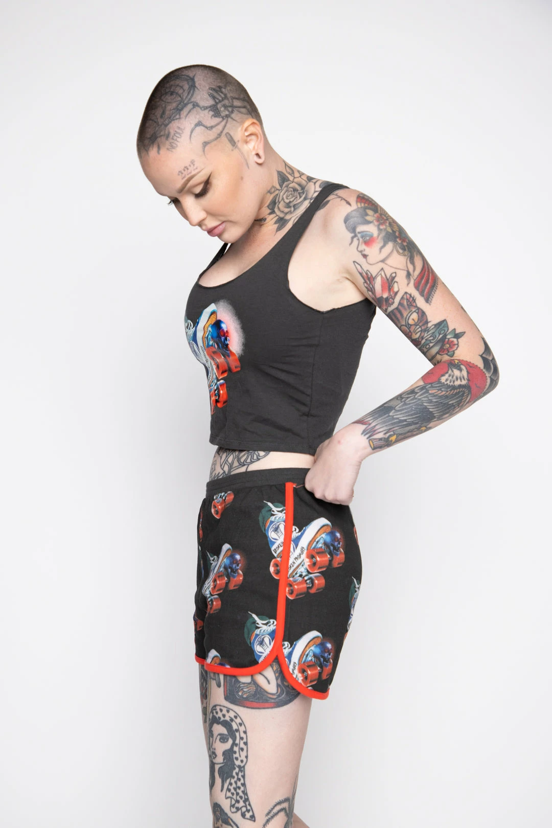 BROKEN PROMISES Womens Juke Jam Crop Tank Black 6 BROKEN PROMISES Womens Juke Jam Crop Tank Black