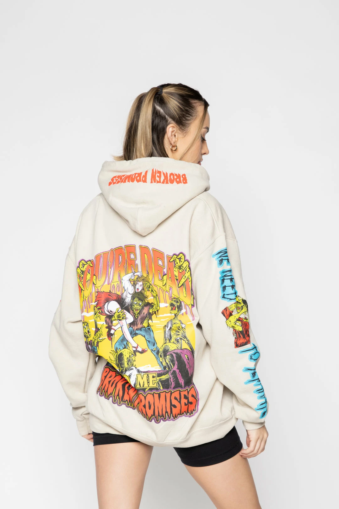 CASH Hoodies Only Nightmare Hoodie Sand 26 CASH Hoodies Only Nightmare Hoodie Sand