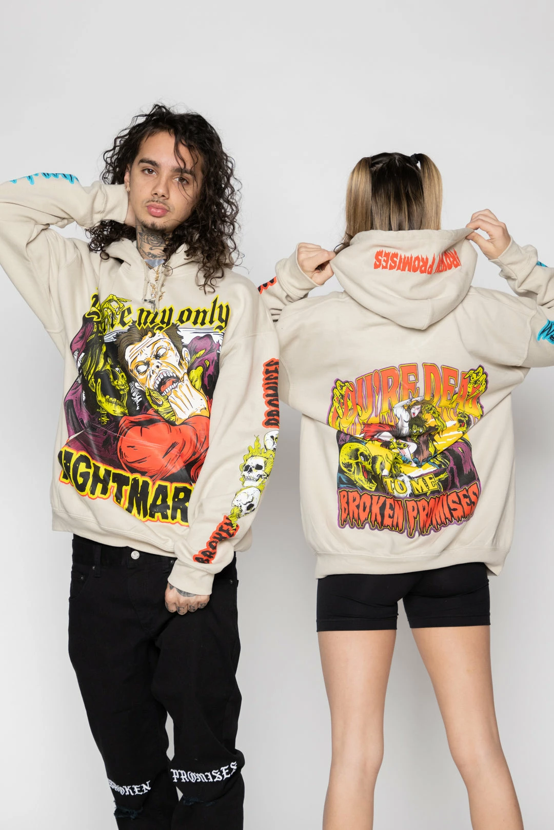 CASH Hoodies Only Nightmare Hoodie Sand 31 CASH Hoodies Only Nightmare Hoodie Sand