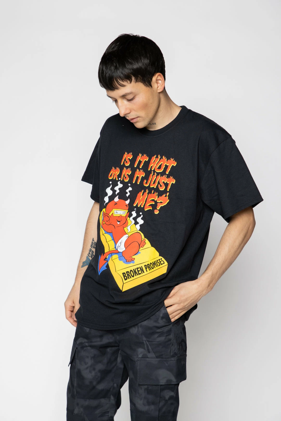 BROKEN PROMISES Sunburnt SST Black - BP X Hot Stuff 5 BROKEN PROMISES Sunburnt SST Black - BP X Hot Stuff