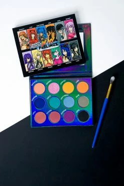 CASH Choose Your Fighter Eyeshadow Palette Accessories