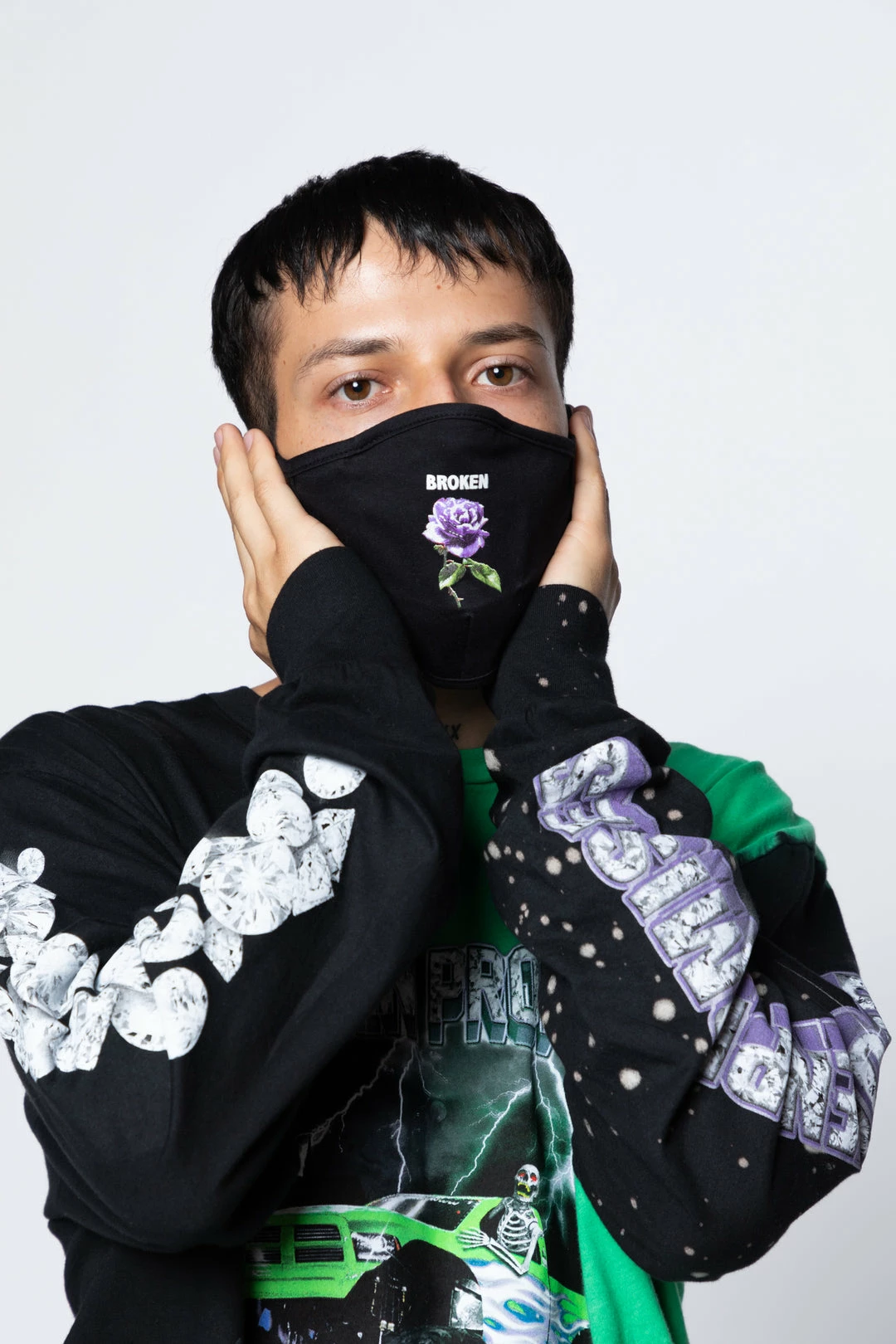 BROKEN PROMISES Accessories Thornless Face Covering 3 BROKEN PROMISES Accessories Thornless Face Covering