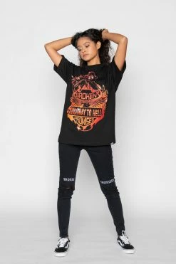 CASH Knuckle Down Tee 20 CASH Knuckle Down Tee