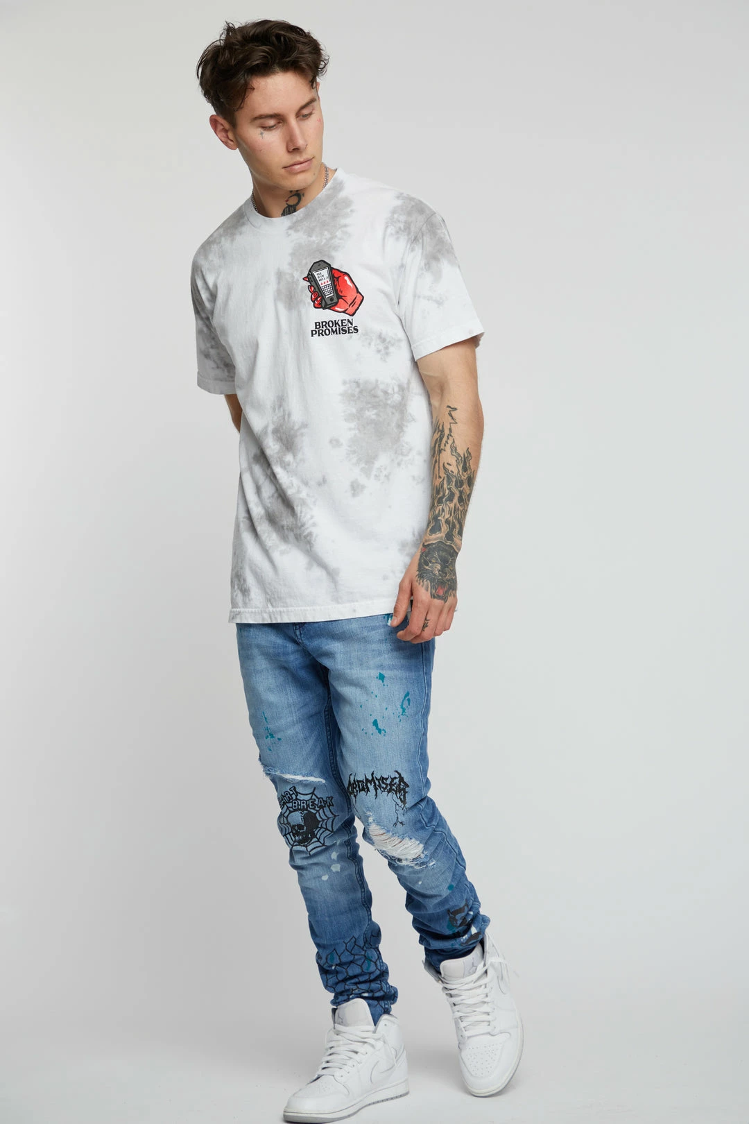 BROKEN PROMISES Lucky Lucifer Tie Dye Tee Wh/Gr 10 BROKEN PROMISES Lucky Lucifer Tie Dye Tee Wh/Gr