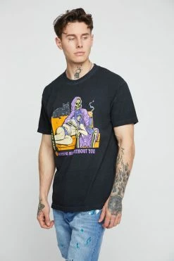 BROKEN PROMISES Shirts Couch Lock Oil Wash Tee