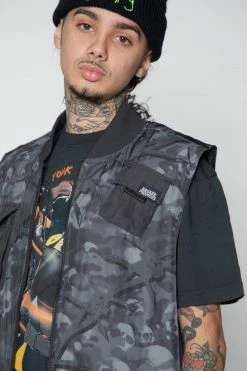 BROKEN PROMISES Catacombs Vest Black Outerwear 27 BROKEN PROMISES Catacombs Vest Black Outerwear