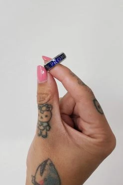 CASH Broken Promises Mood Ring