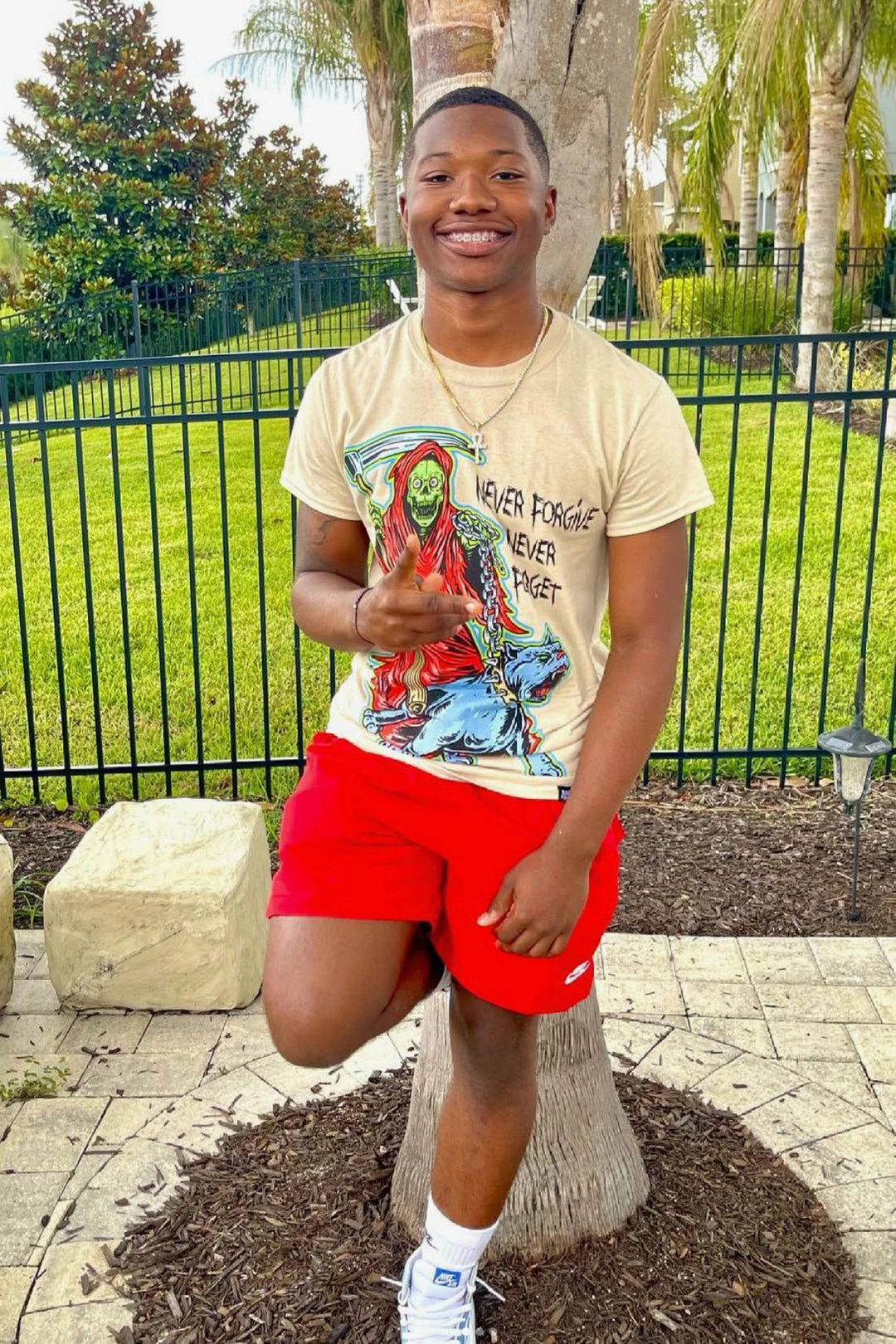 BROKEN PROMISES Shirts Worst In Me Tee Sand 3 BROKEN PROMISES Shirts Worst In Me Tee Sand